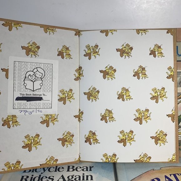 Parents Magazine Press Books Lot of 4 1980s Bicycle Bear Leons Prize - Picture 2 of 10